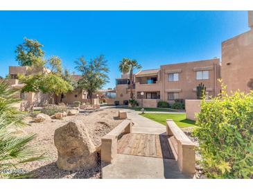 Photo one of 10828 N Biltmore Dr # 220 Phoenix AZ 85029 | MLS 6698711