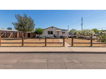 Photo one of 501 E Vogel Ave Phoenix AZ 85020 | MLS 6699098