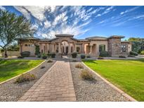 View 2795 E Meadowview Ct Gilbert AZ