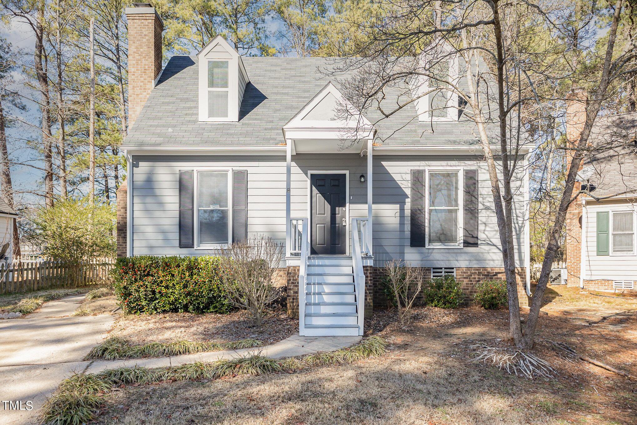 Photo one of 7405 N Thorncliff Pl Raleigh NC 27616 | MLS 10008972