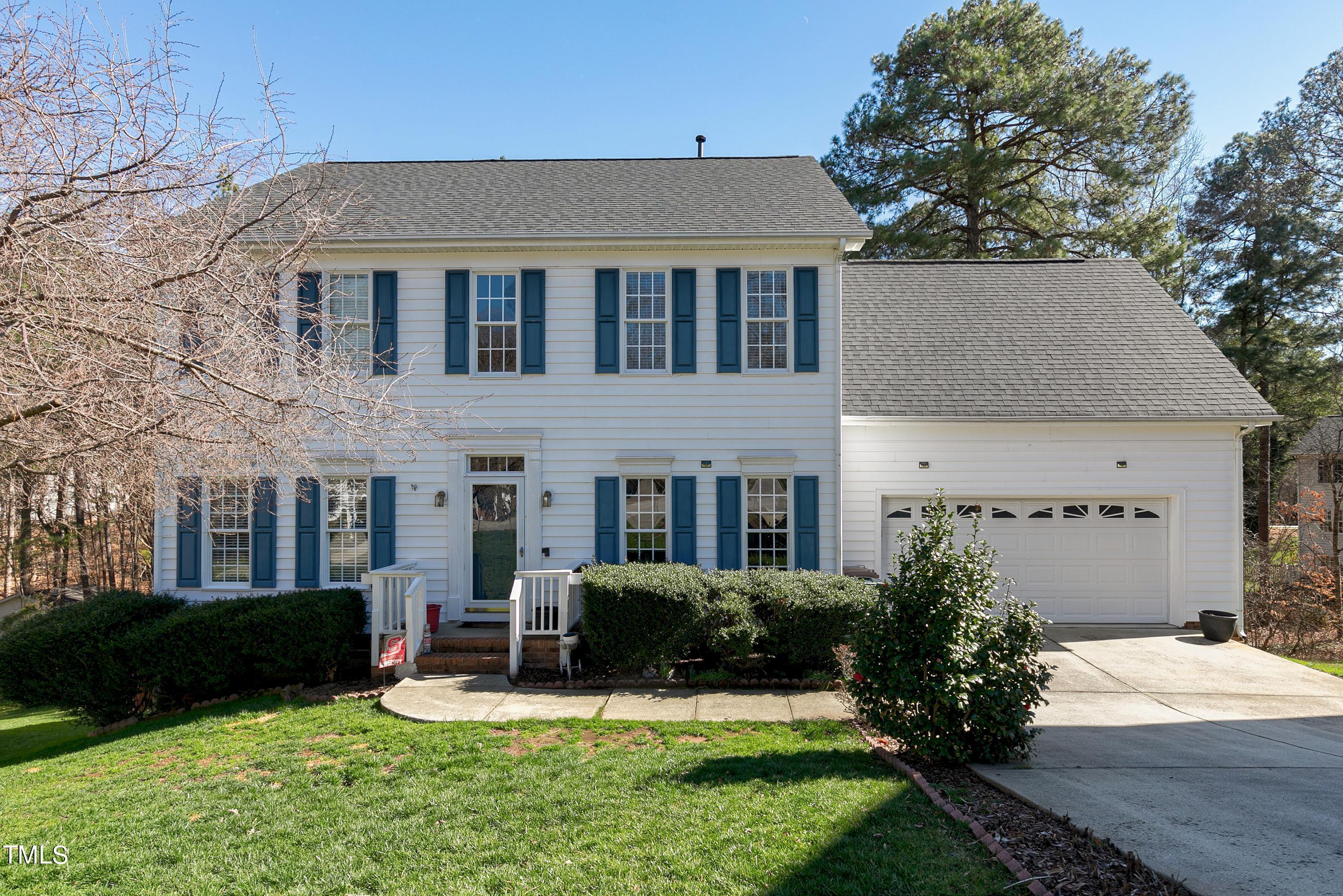 Photo one of 110 King James Ct Cary NC 27513 | MLS 10012021