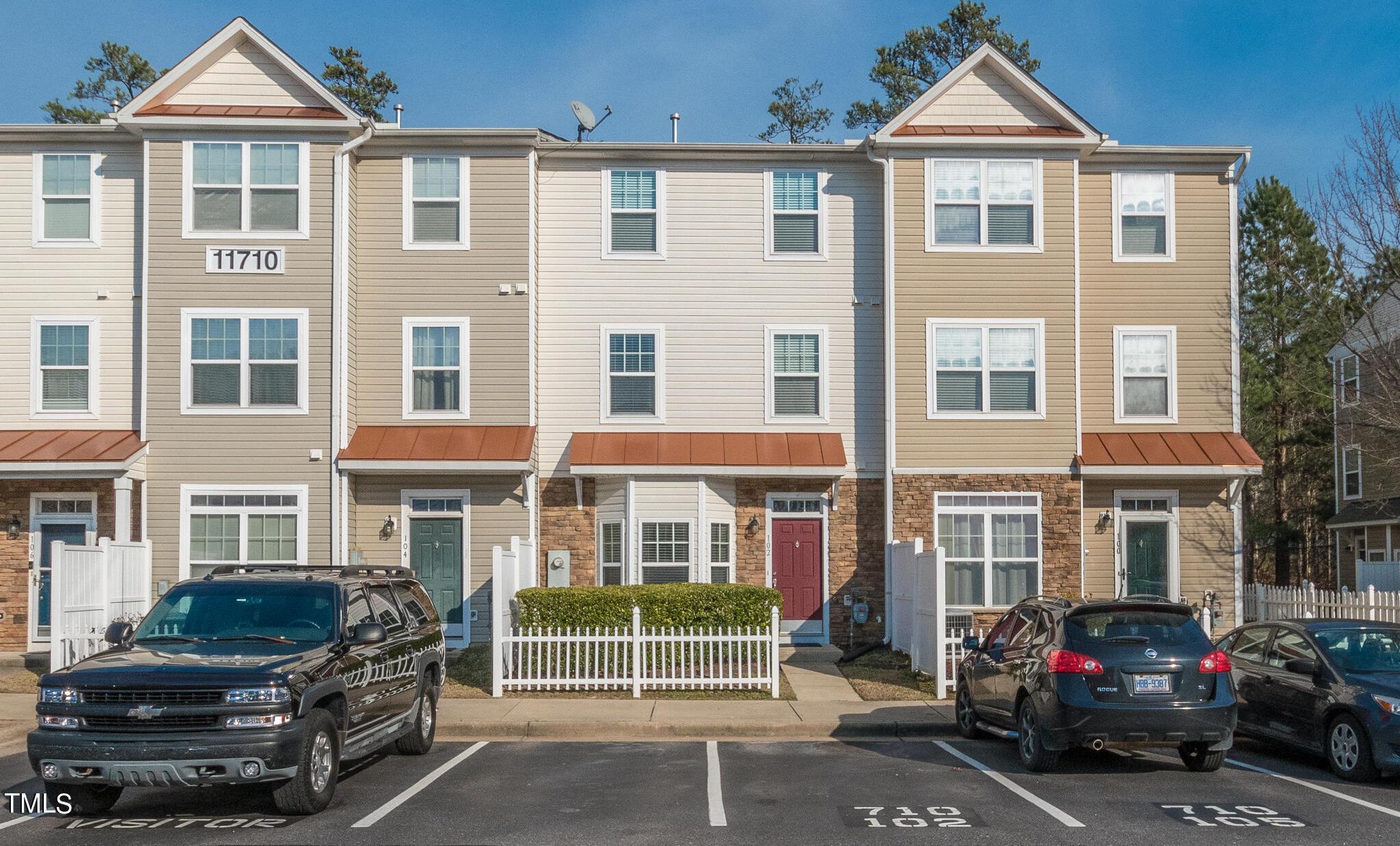 Photo one of 11710 Coppergate Dr # 102 Raleigh NC 27614 | MLS 10013382