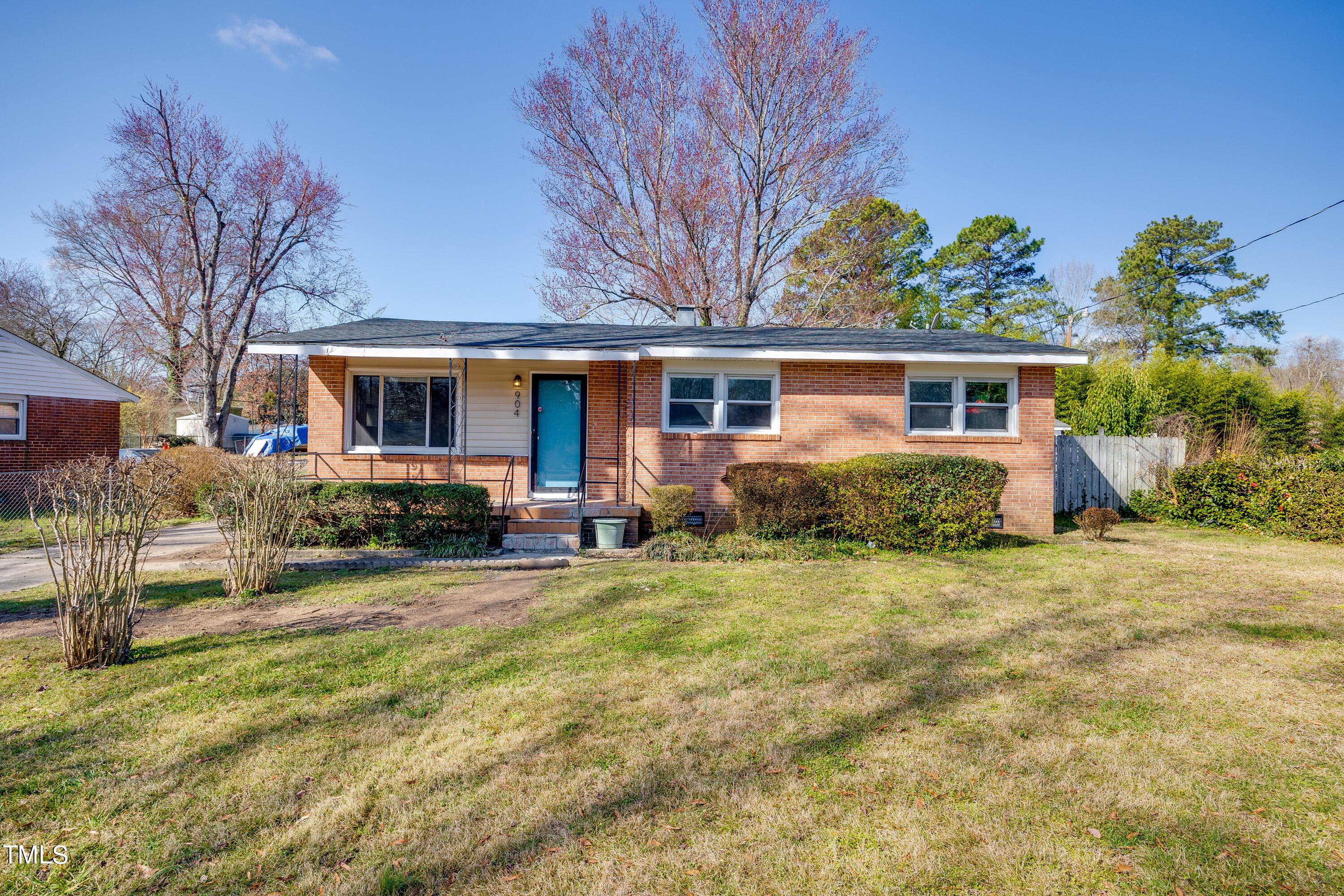 Photo one of 904 Beverly Dr Raleigh NC 27610 | MLS 10013723