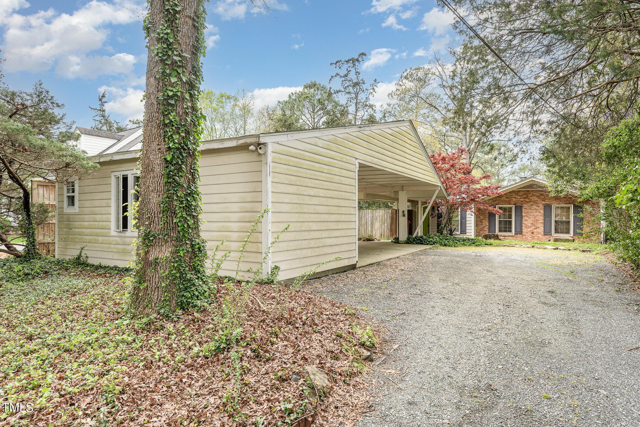 Photo one of 3204 Hope Valley Rd Durham NC 27707 | MLS 10016372