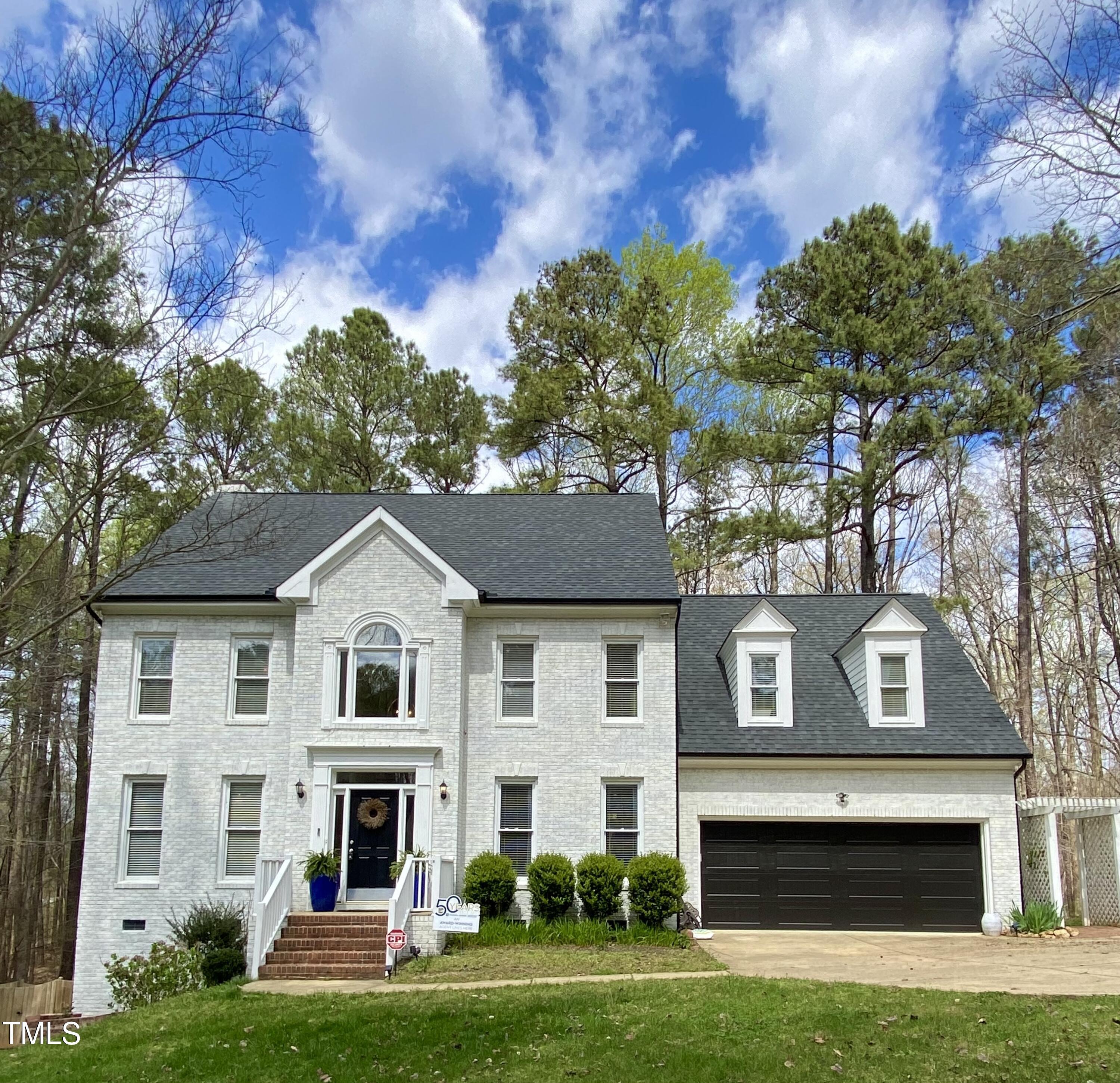 Photo one of 5824 Glenfiddich Way Raleigh NC 27613 | MLS 10017374