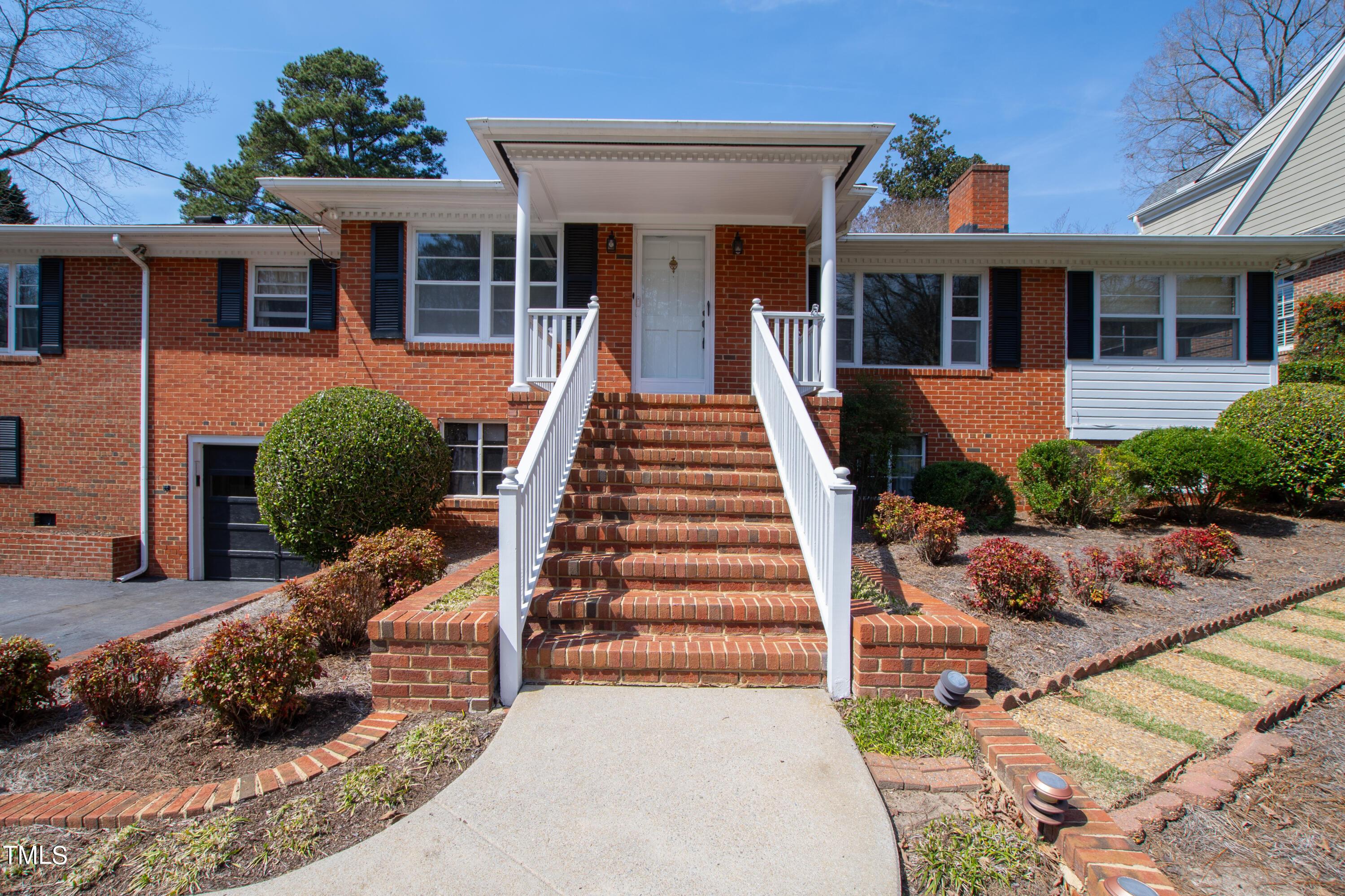 Photo one of 1725 Brooks Ave Raleigh NC 27607 | MLS 10017772