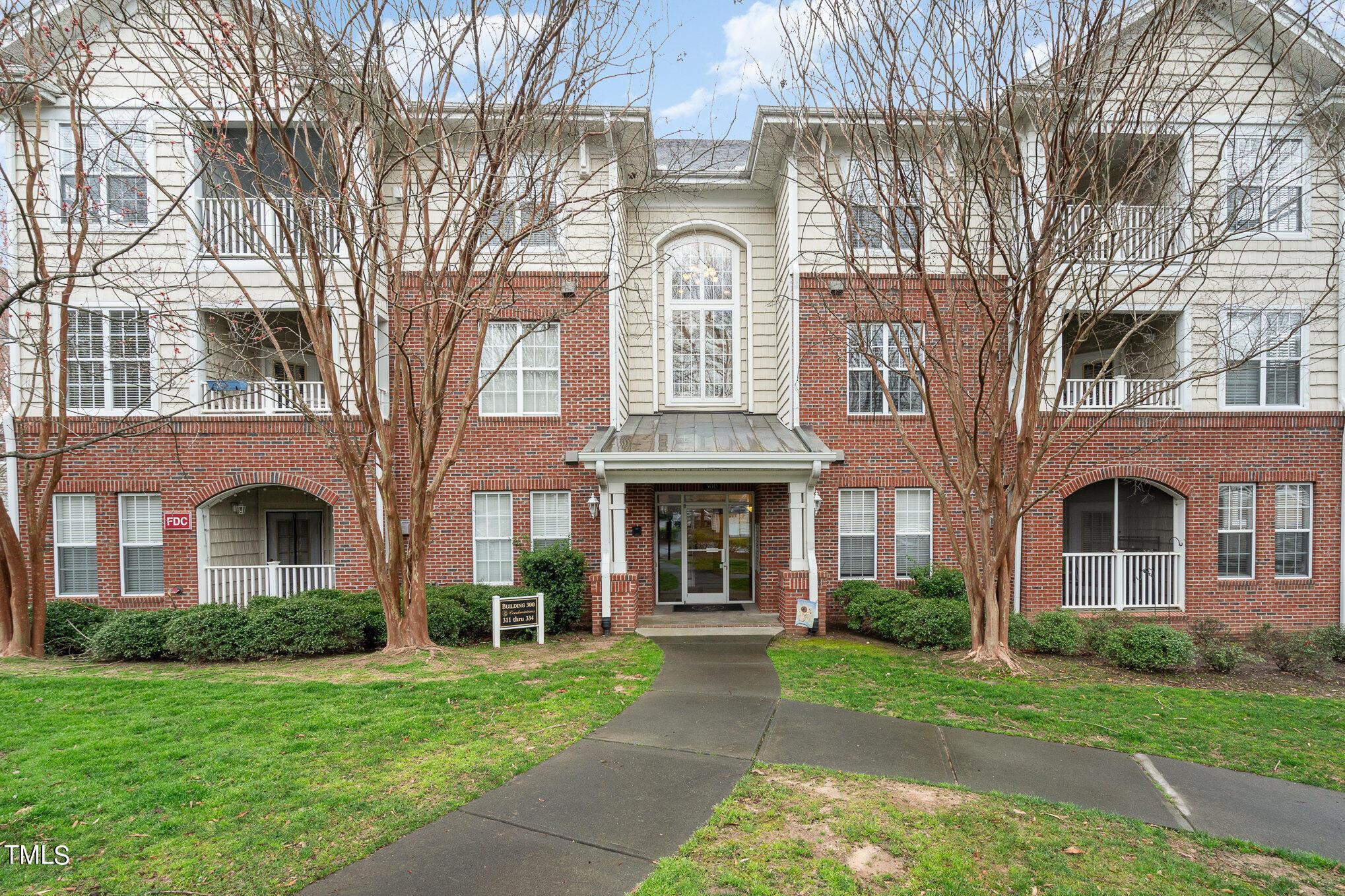Photo one of 314 Providence Glen Dr Chapel Hill NC 27514 | MLS 10017877