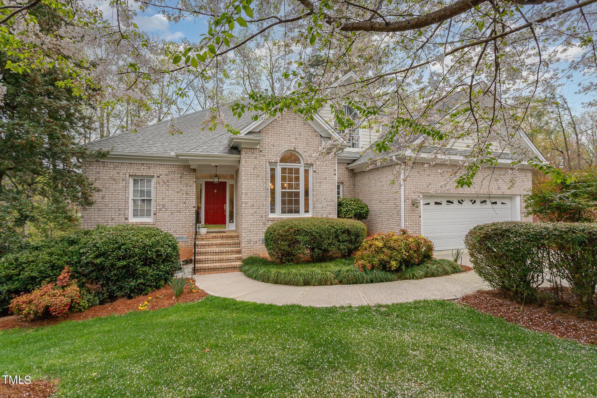 Photo one of 8800 Ashdown Ct Raleigh NC 27613 | MLS 10018607