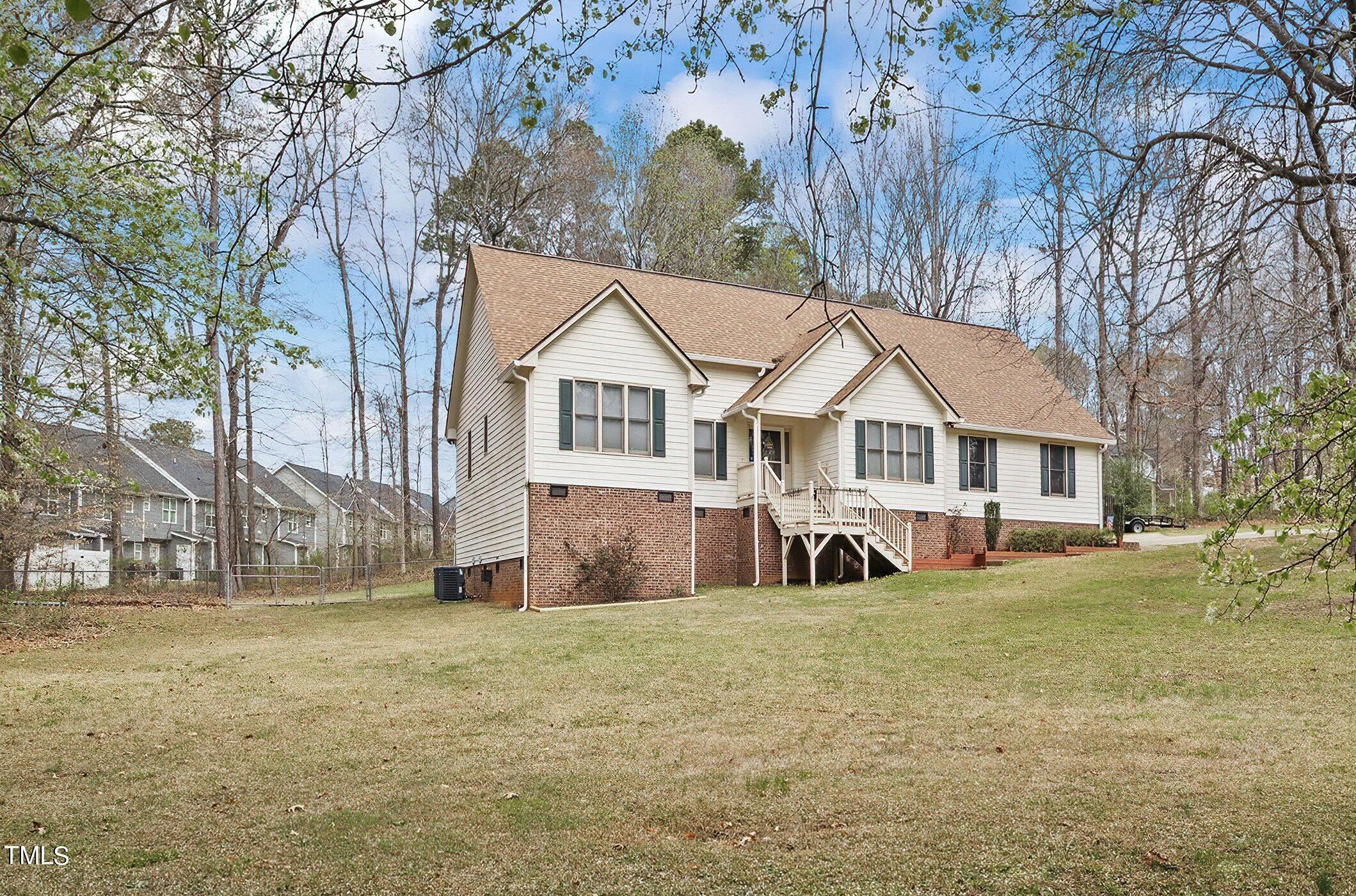 Photo one of 505 Castleberry Rd Clayton NC 27527 | MLS 10019001