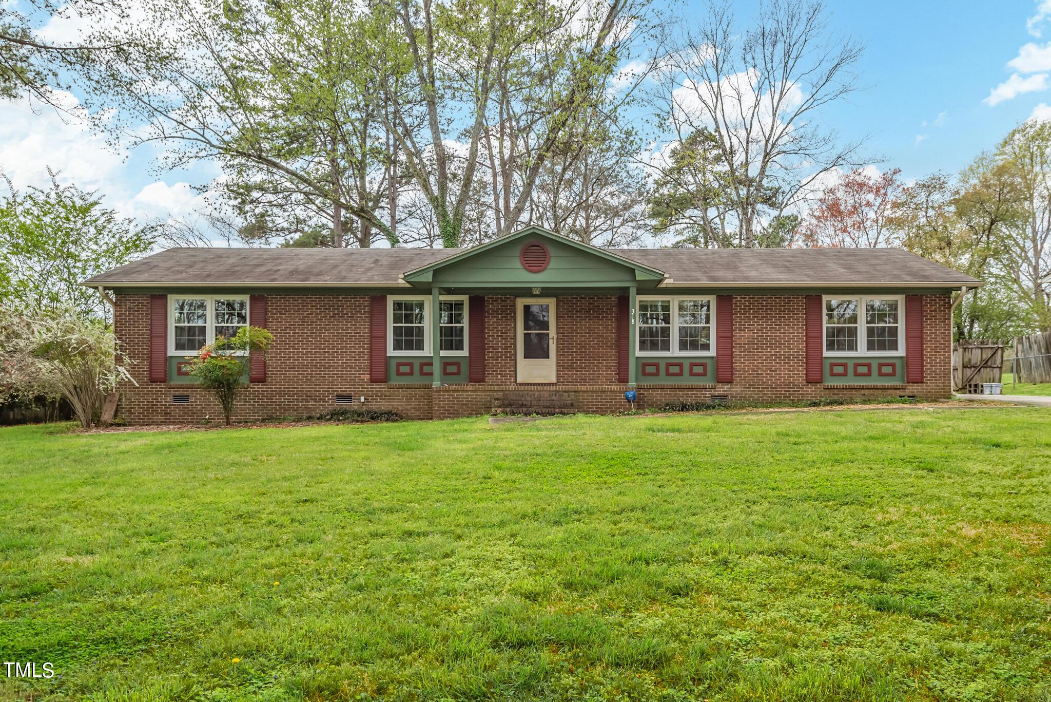 Photo one of 318 Smith Drive Dr Durham NC 27712 | MLS 10019266