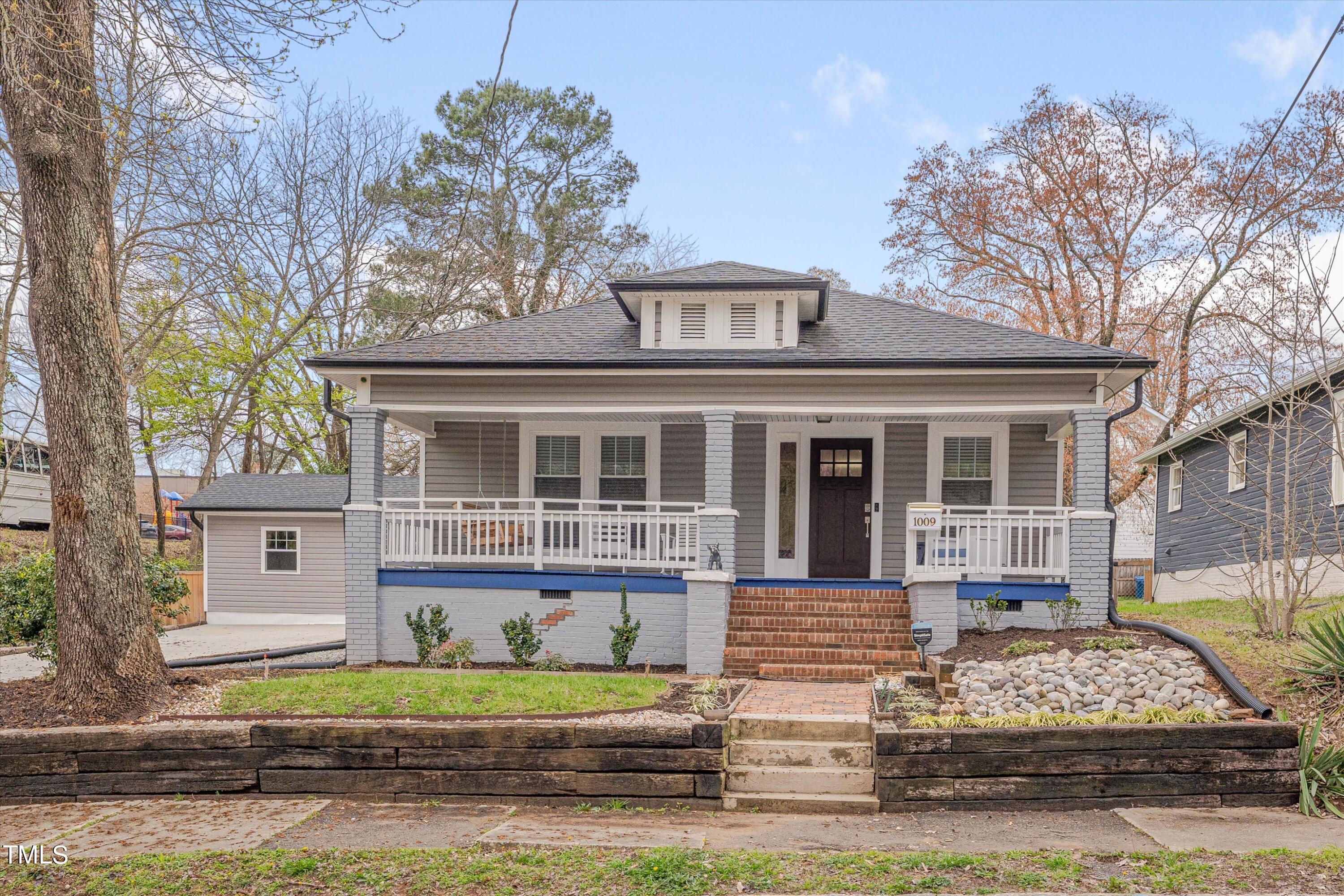 Photo one of 1009 Spruce St Durham NC 27701 | MLS 10020477