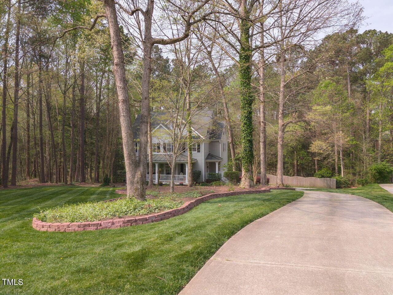 Photo one of 4620 Cresta Dr Raleigh NC 27603 | MLS 10020893