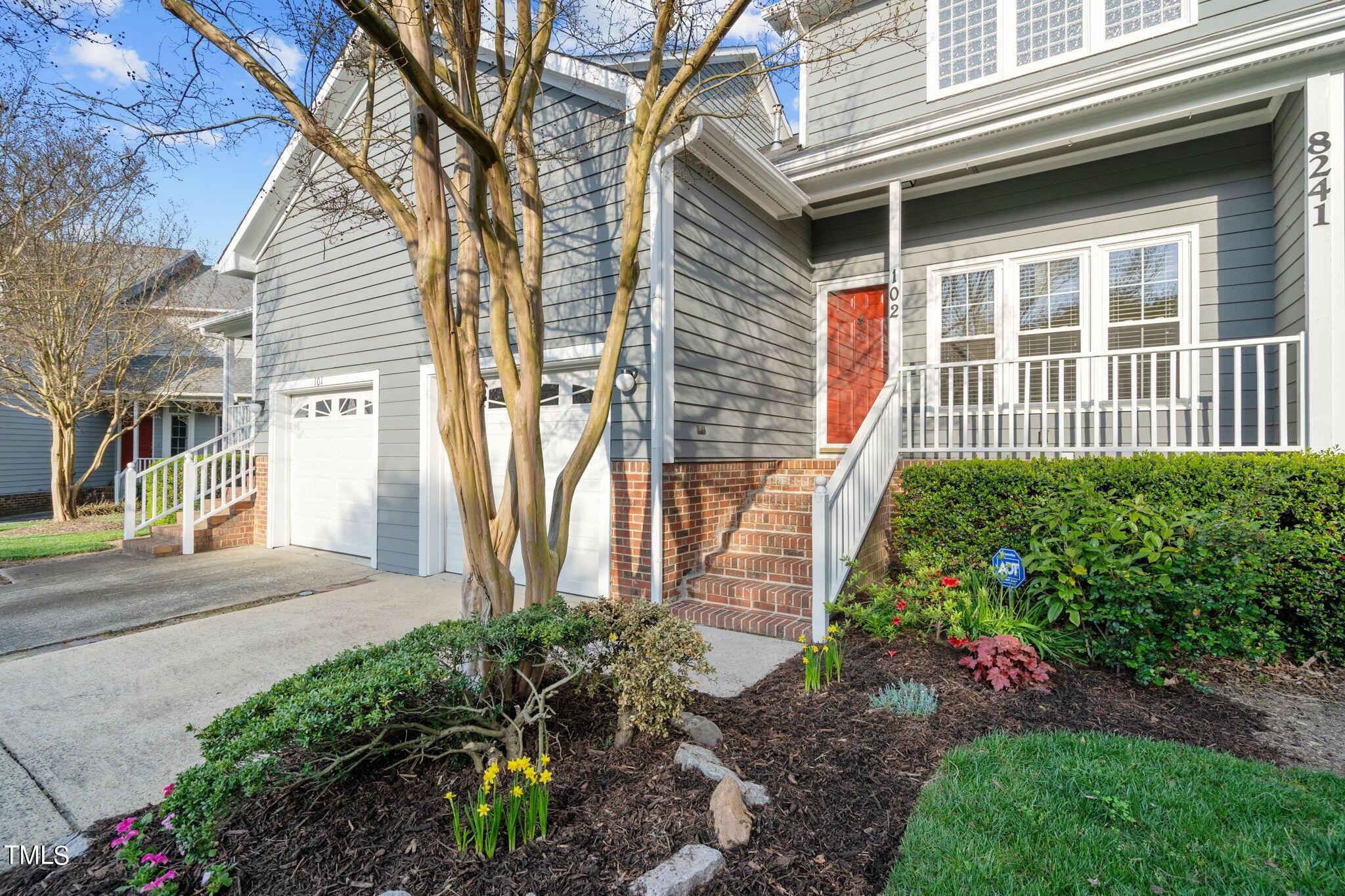 Photo one of 8241 Hempshire Pl # 102 Raleigh NC 27613 | MLS 10020982
