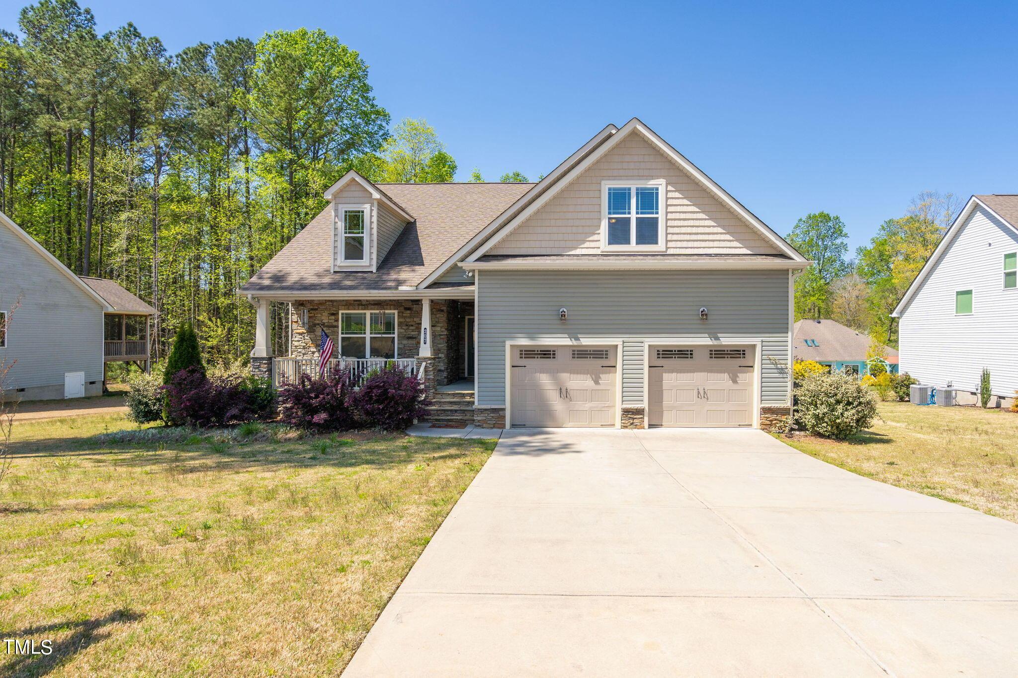 Photo one of 207 Laurel Oaks Drive Youngsville NC 27596 | MLS 10021064