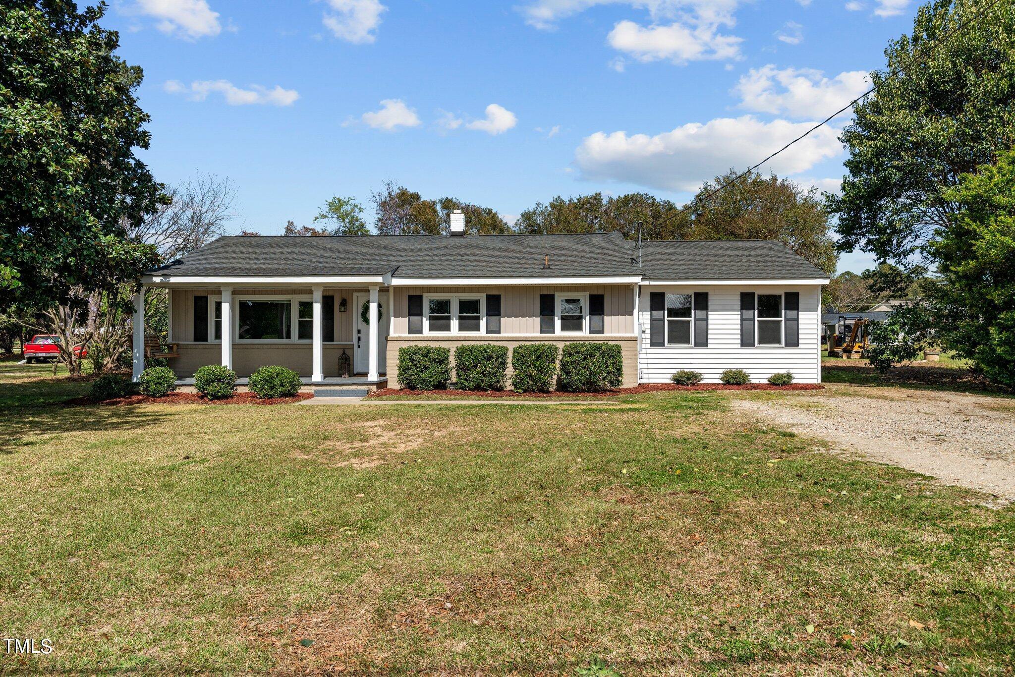 Photo one of 604 Old Post Rd Erwin NC 28339 | MLS 10021325