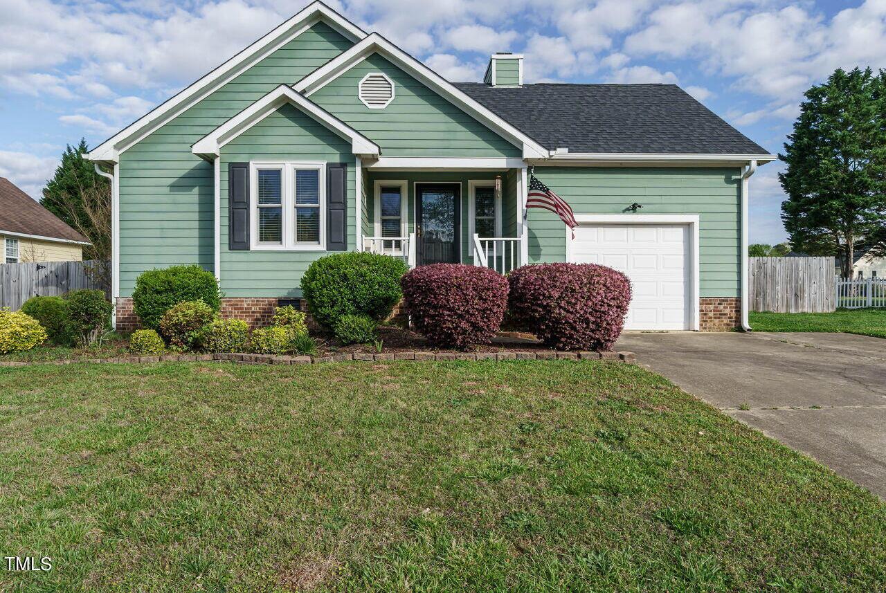 Photo one of 104 Teal Lake Dr Holly Springs NC 27540 | MLS 10021666