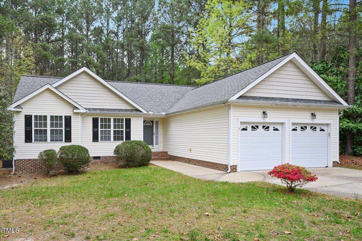 Photo one of 60 Medford Dr Youngsville NC 27596 | MLS 10022563