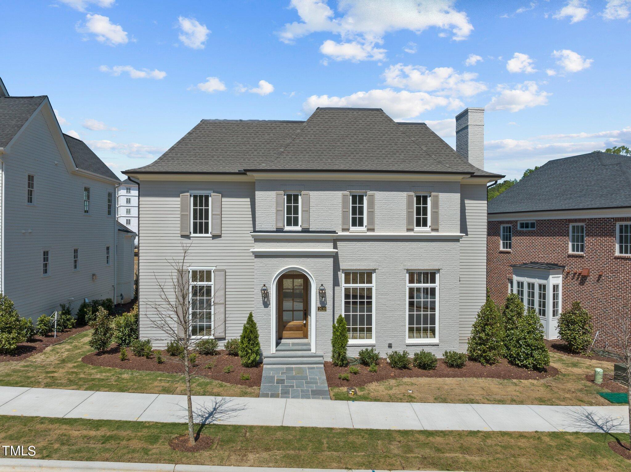Photo one of 2639 Marchmont St Raleigh NC 27608 | MLS 10023294
