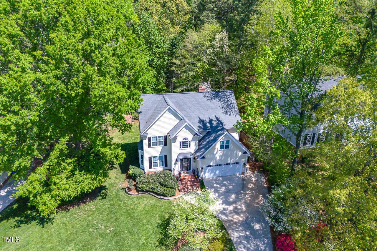 Photo one of 2520 Harptree Ct Raleigh NC 27613 | MLS 10023970