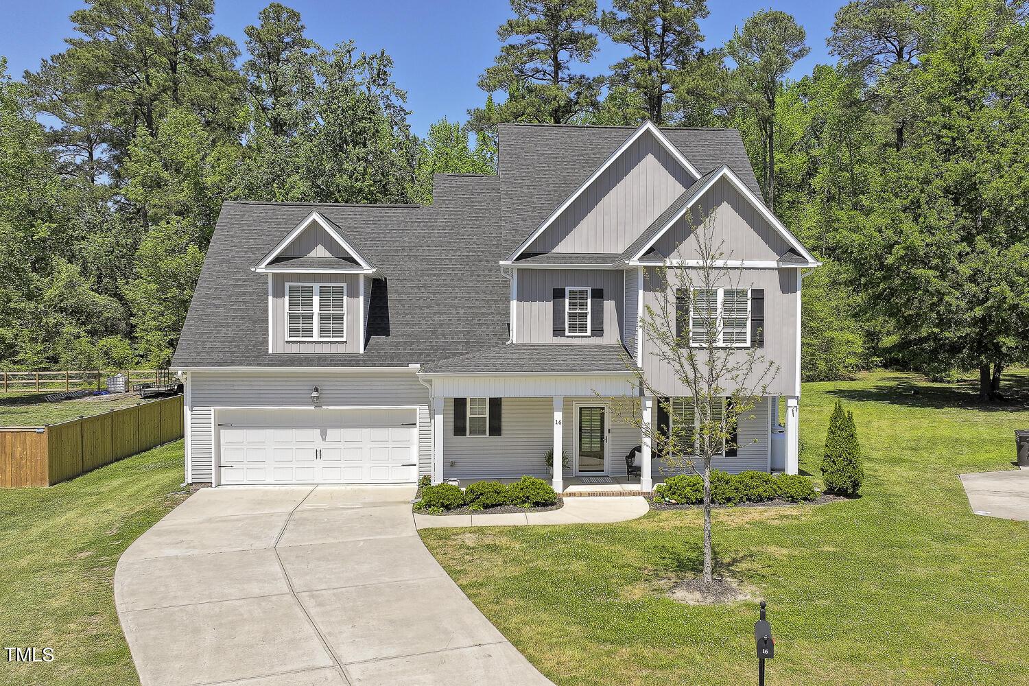 Photo one of 16 Alvis Ct Fuquay Varina NC 27526 | MLS 10024113