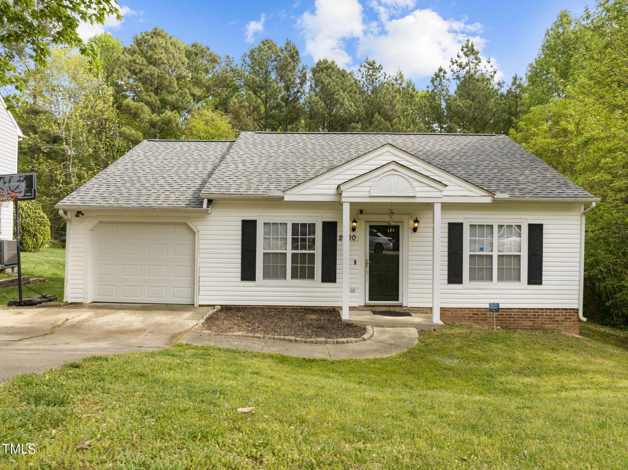 Photo one of 2100 Collier Dr Durham NC 27707 | MLS 10024150