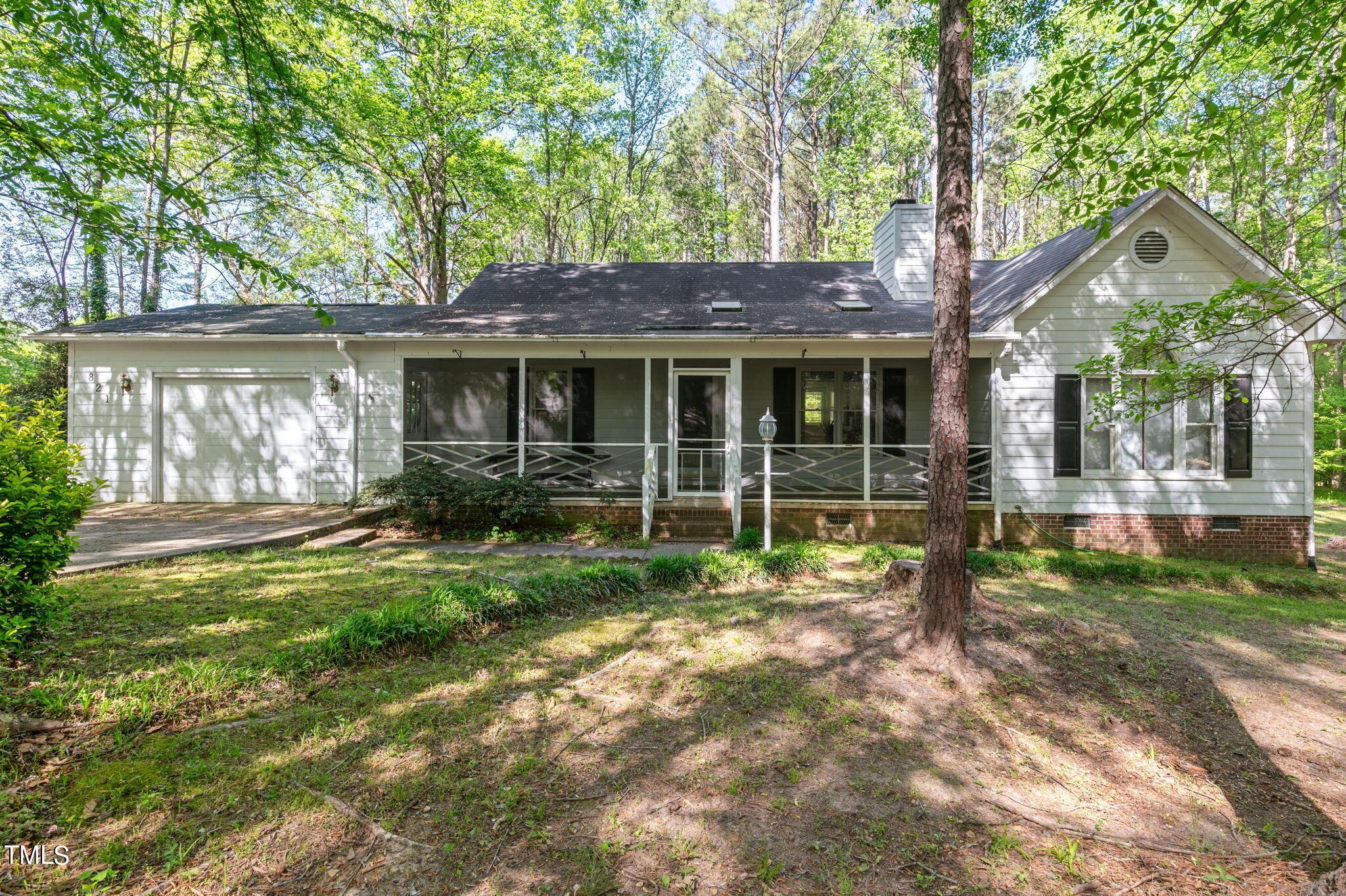 Photo one of 821 Creekside Dr Clayton NC 27520 | MLS 10024401