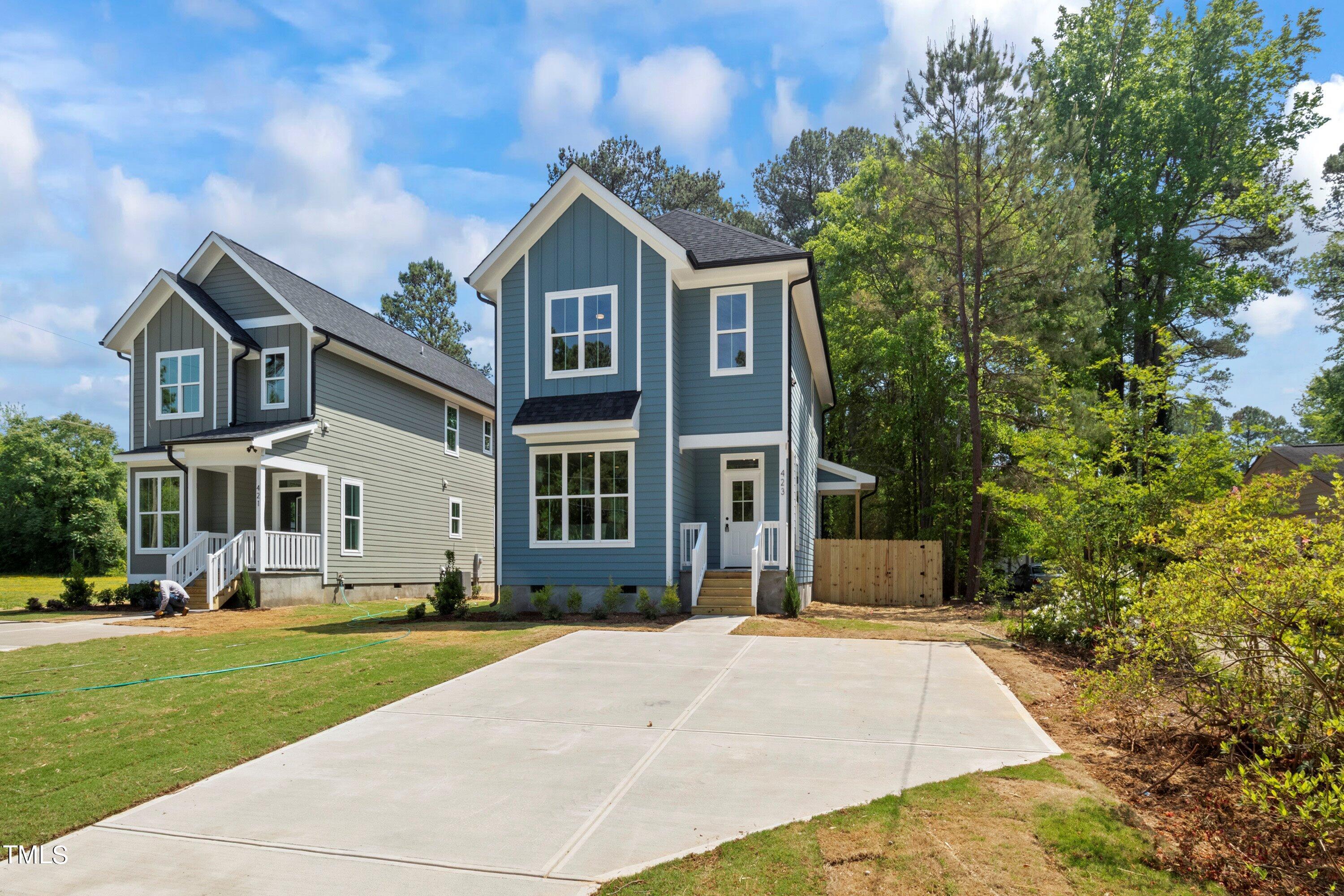 Photo one of 423 Rose Ln Raleigh NC 27610 | MLS 10025256