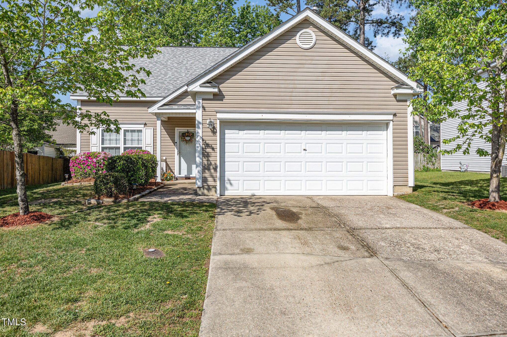 Photo one of 8609 Neuse Stone Dr Raleigh NC 27616 | MLS 10025672