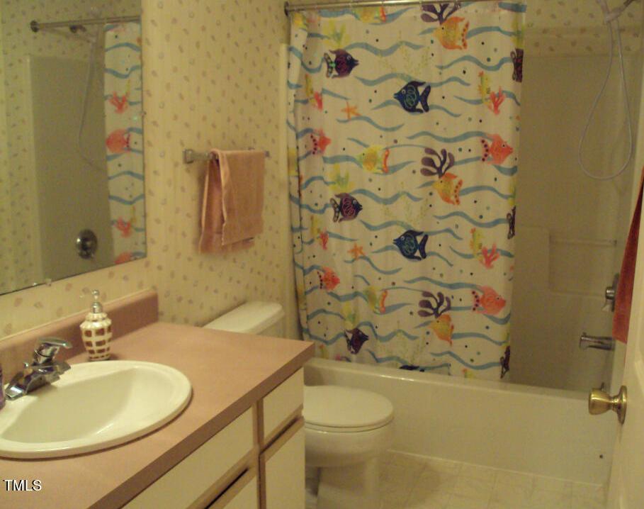 Photo #10