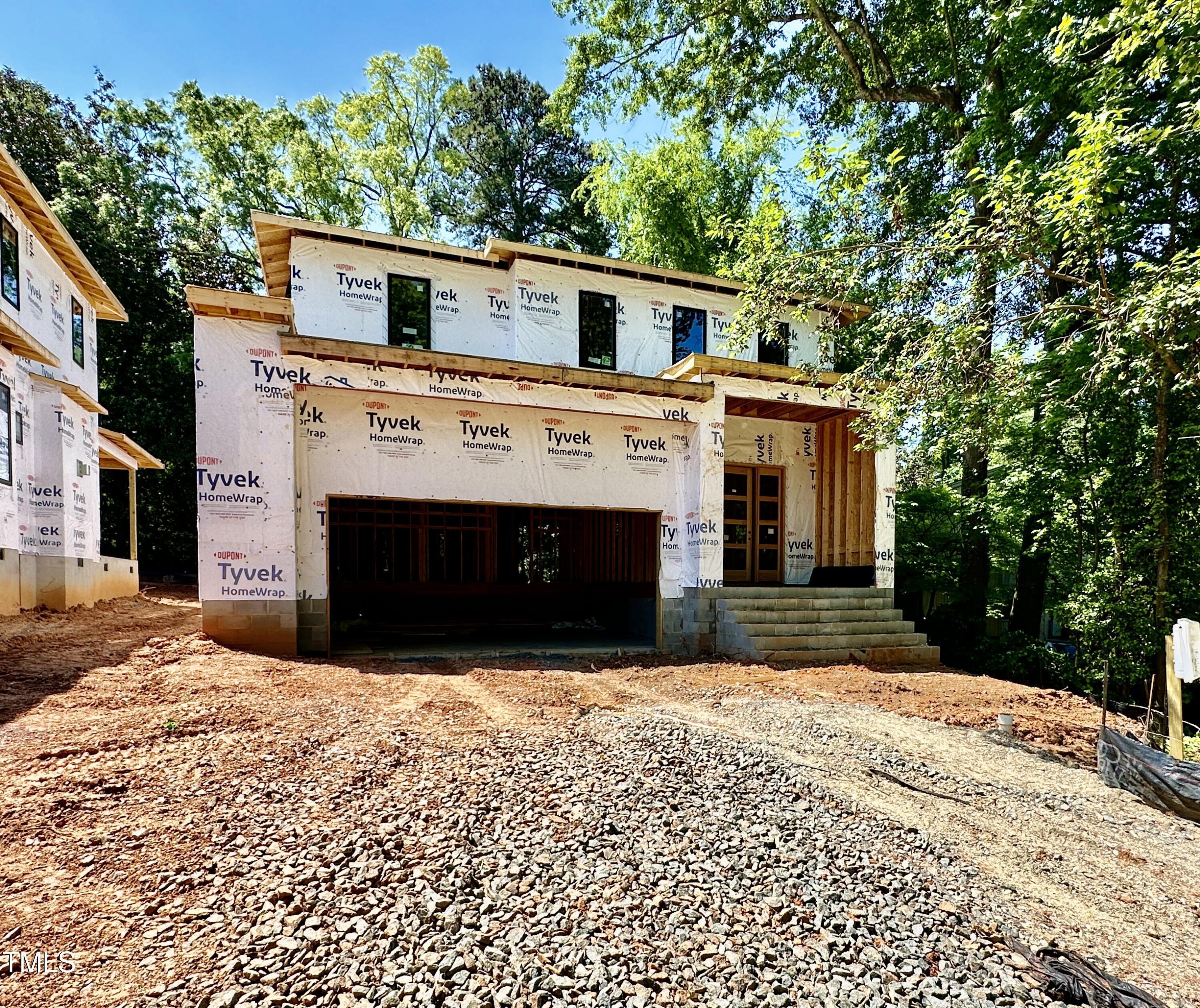 Photo one of 2603 Mayview Rd Raleigh NC 27607 | MLS 2516885