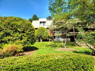 Photo one of 500 Umstead Dr # B107 Chapel Hill NC 27516 | MLS 10025713
