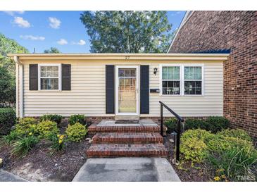 Photo one of 1002 Willow Dr # 27 Chapel Hill NC 27514 | MLS 2537758