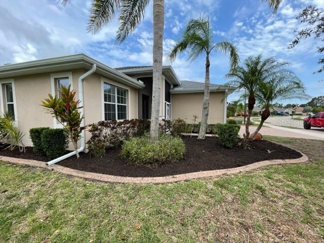 Photo one of 5435 Layton Dr Venice FL 34293 | MLS A4575160