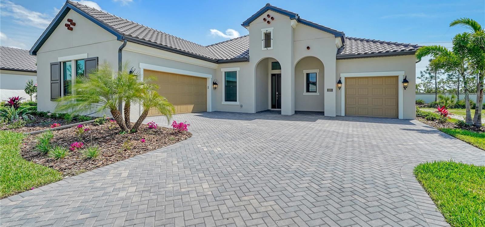 Photo one of 320 Bocelli Dr North Venice FL 34275 | MLS A4580297