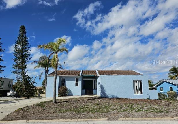 Photo one of 809 59Th Ave St Pete Beach FL 33706 | MLS A4580621