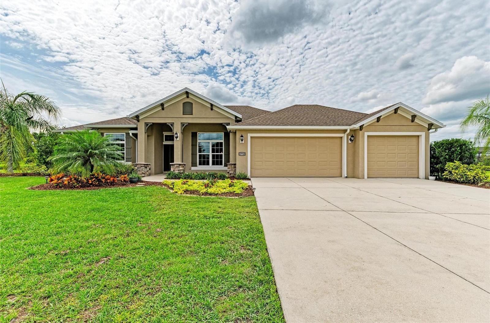 Photo one of 17715 Roanwood Ct Parrish FL 34219 | MLS A4585468