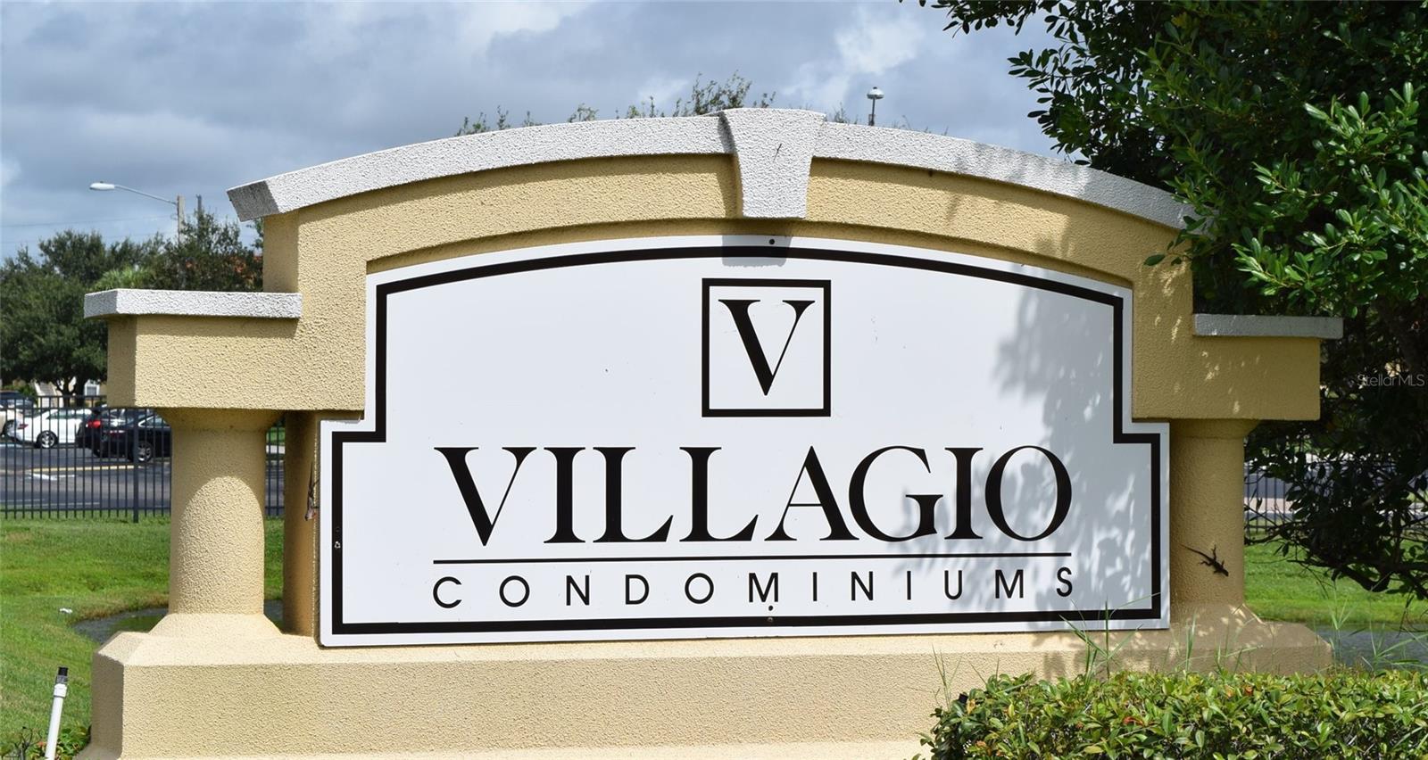 Photo one of 1125 Villagio Cir # 206 Sarasota FL 34237 | MLS A4586173