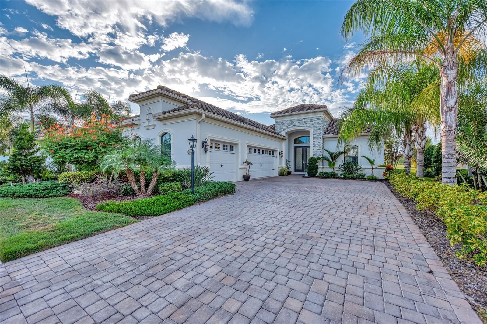 Photo one of 15520 Castle Park Ter Lakewood Ranch FL 34202 | MLS A4587826