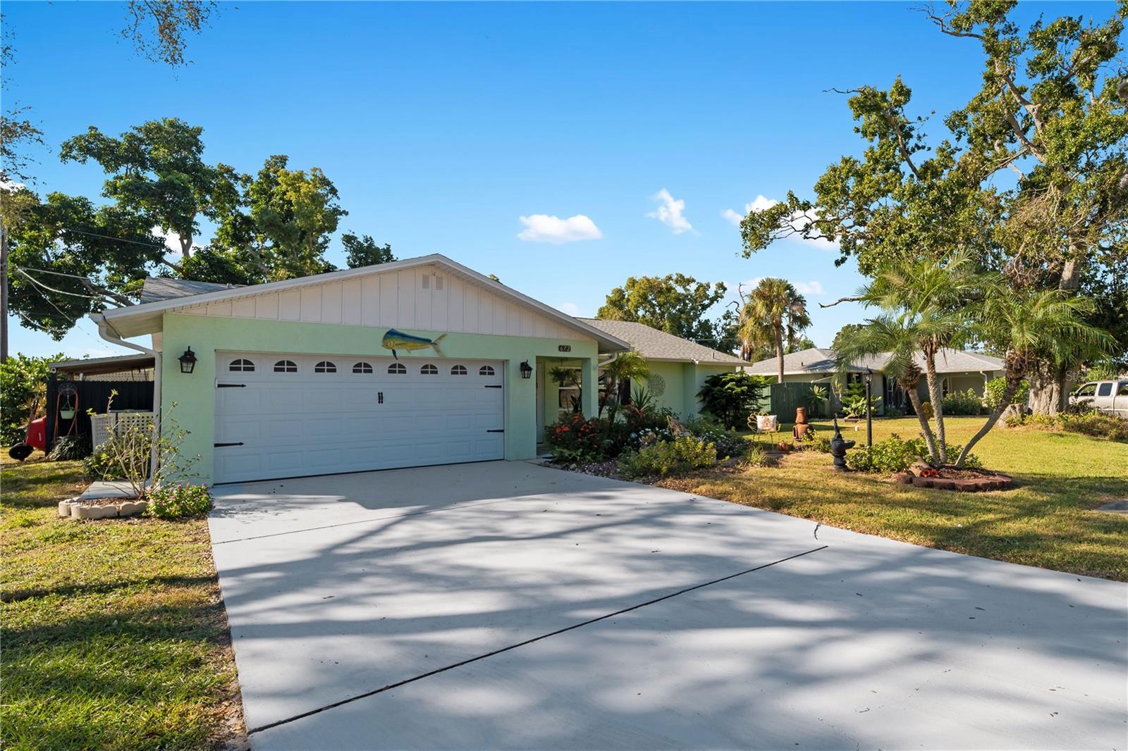 Photo one of 672 Tanager Rd Venice FL 34293 | MLS A4589016