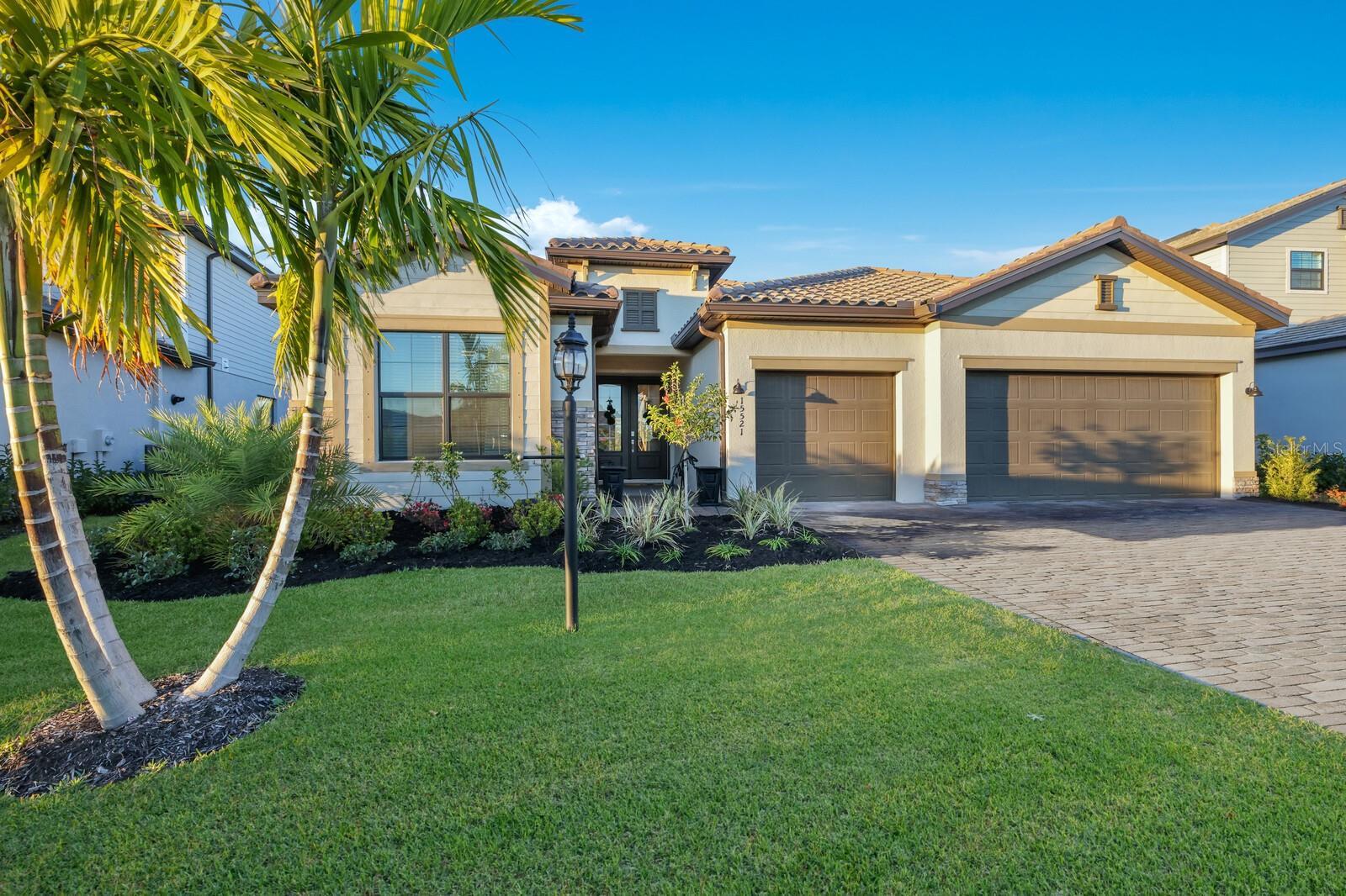Photo one of 15521 White Linen Dr Lakewood Ranch FL 34211 | MLS A4596148