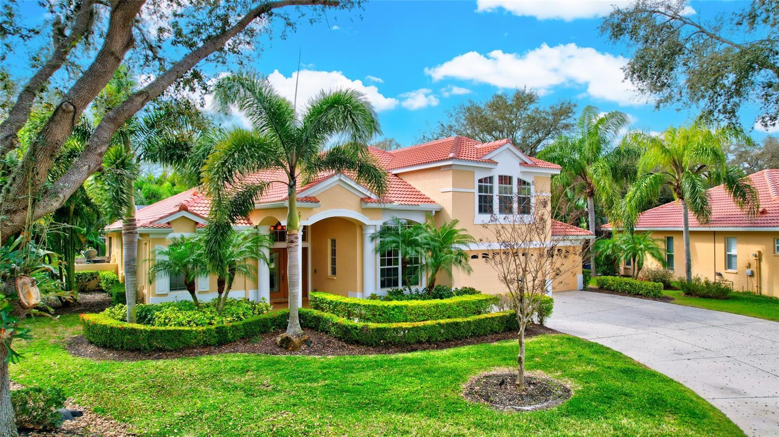 Photo one of 184 Park Trace Blvd Osprey FL 34229 | MLS A4600014