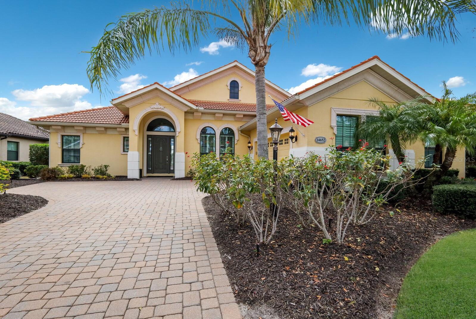 Photo one of 14652 Newtonmore Ln Lakewood Ranch FL 34202 | MLS A4600166