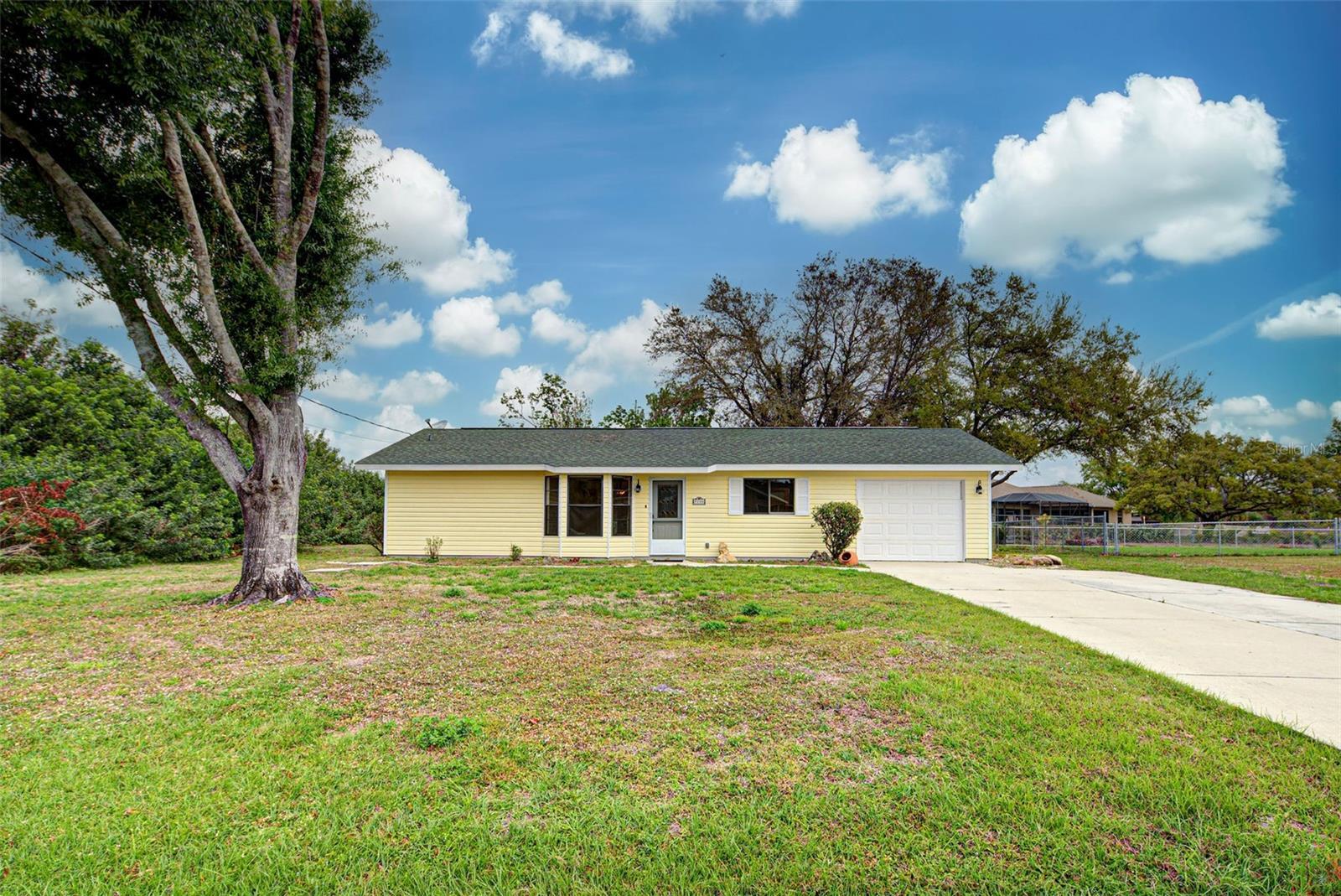 Photo one of 7138 Totem Ave North Port FL 34291 | MLS A4600737
