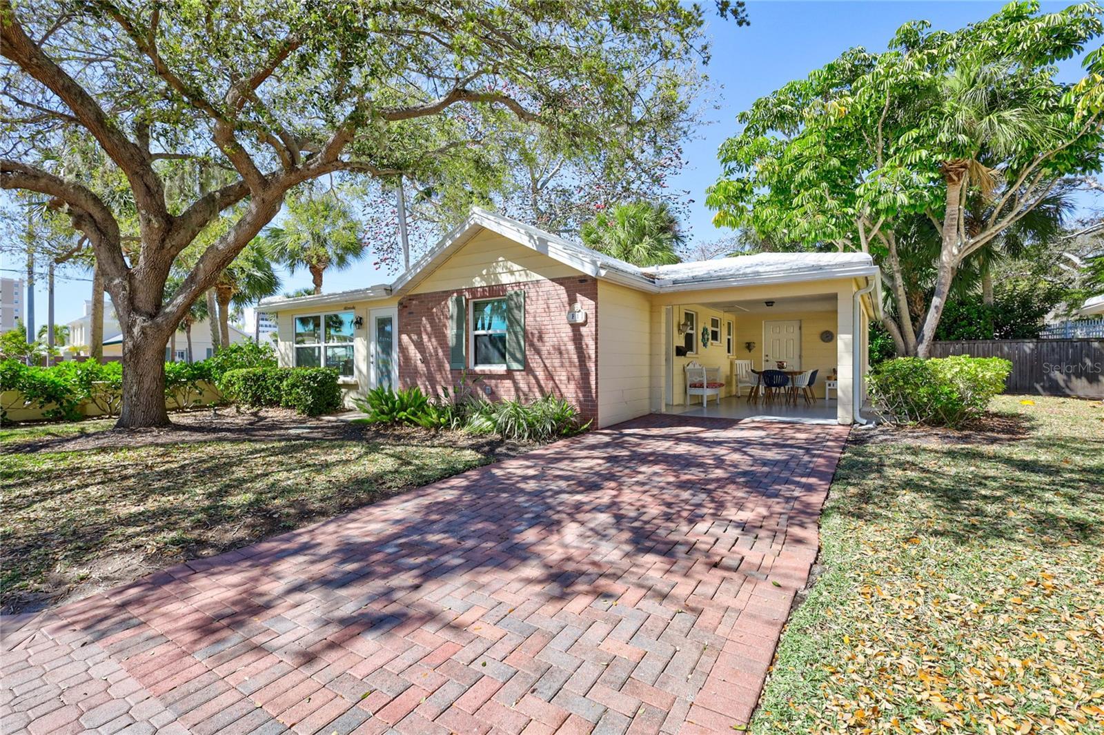 Photo one of 6145 Midnight Pass Rd # F-1 Sarasota FL 34242 | MLS A4601006