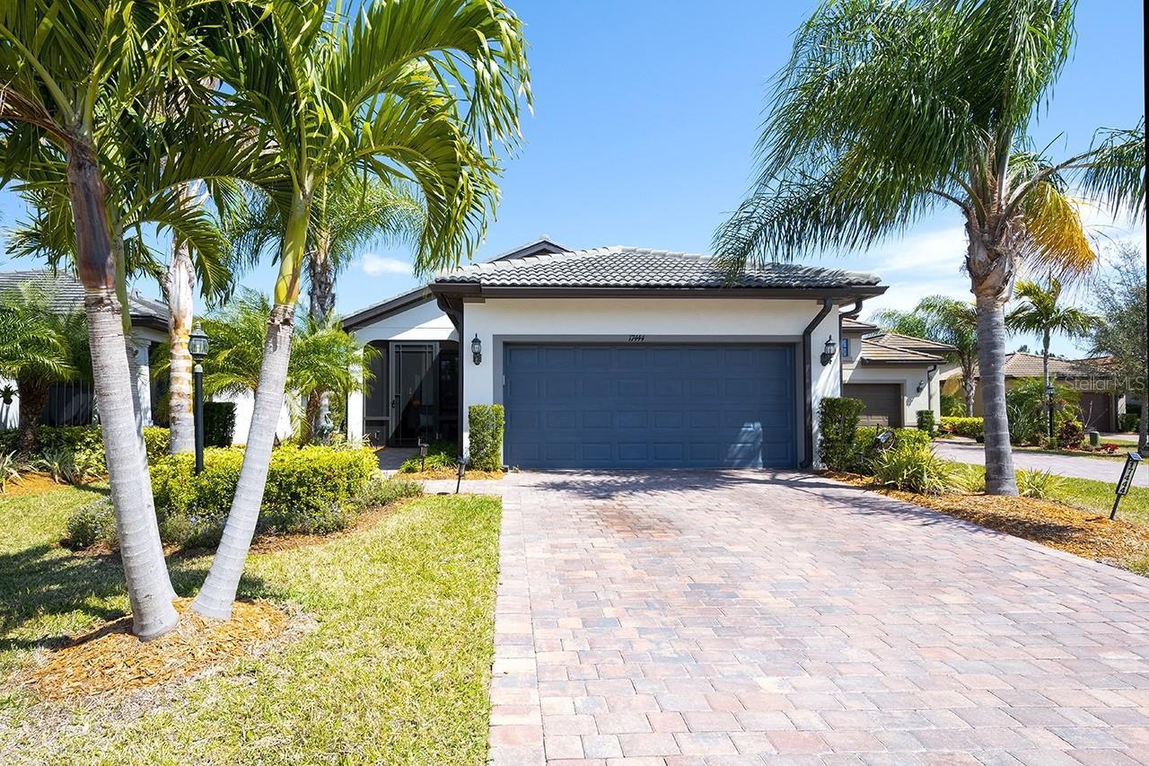 Photo one of 17444 Hampton Falls Ter Lakewood Ranch FL 34202 | MLS A4601647