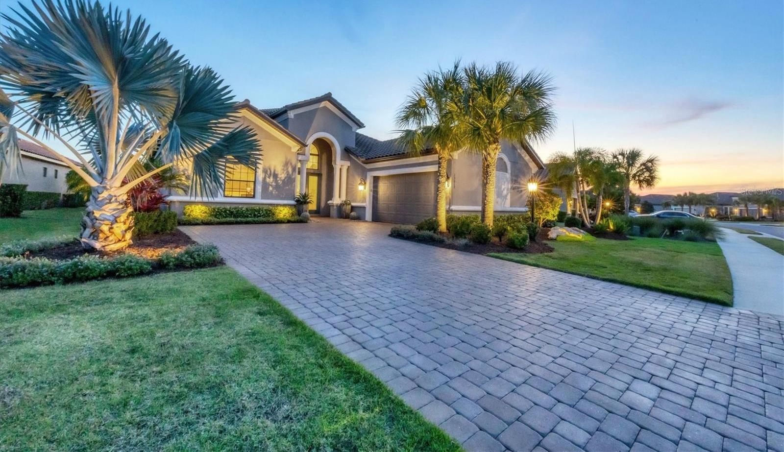 Photo one of 13012 Sorrento Way Lakewood Ranch FL 34211 | MLS A4602264