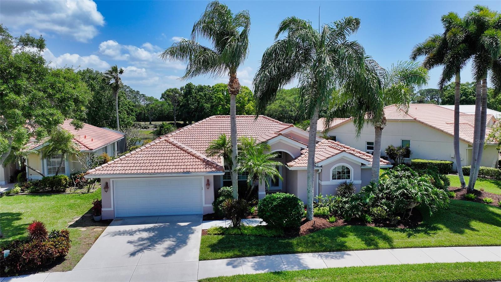 Photo one of 4176 Hearthstone Dr Sarasota FL 34238 | MLS A4602917