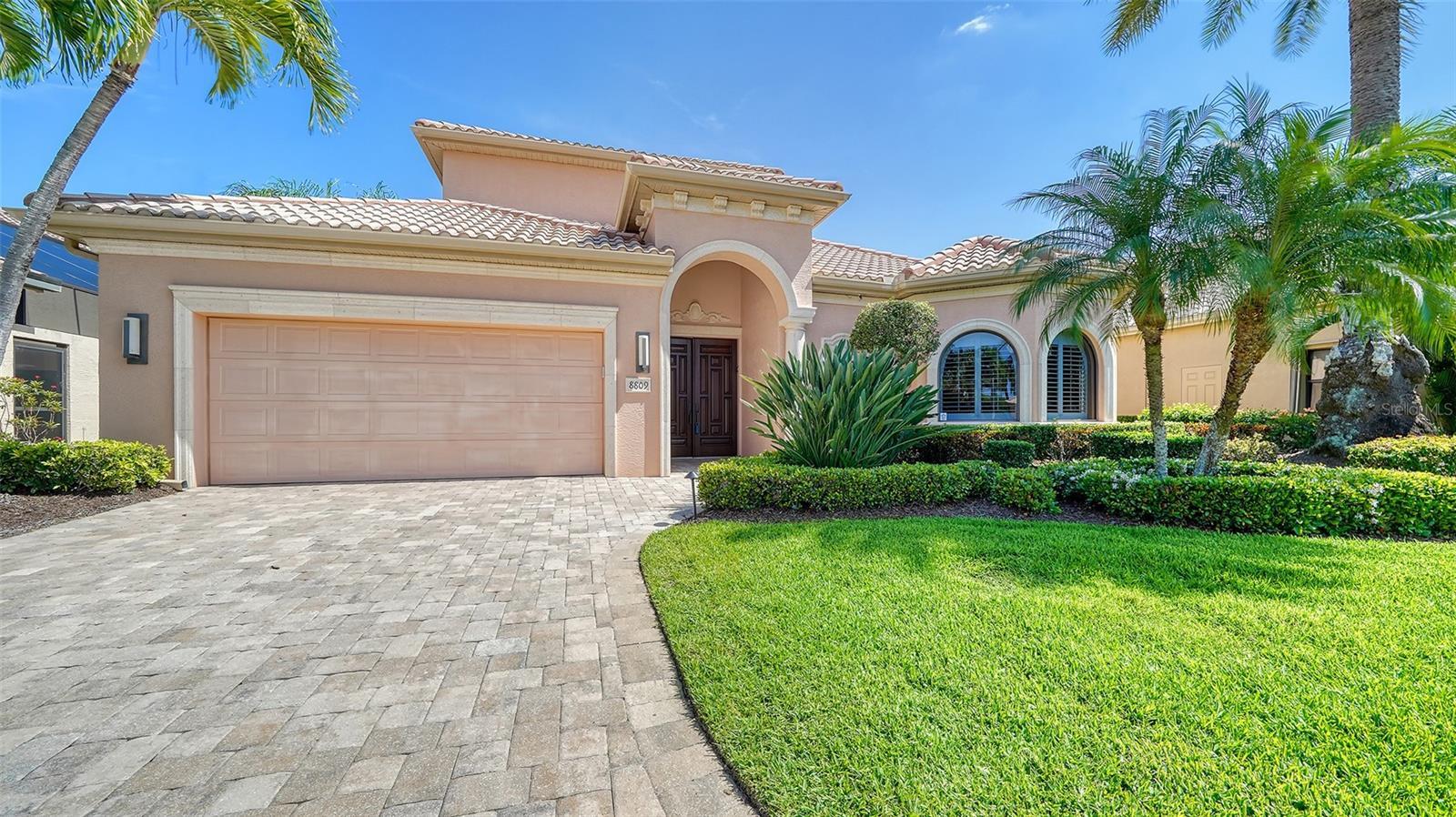 Photo one of 8809 Enclave Ct Sarasota FL 34238 | MLS A4603914