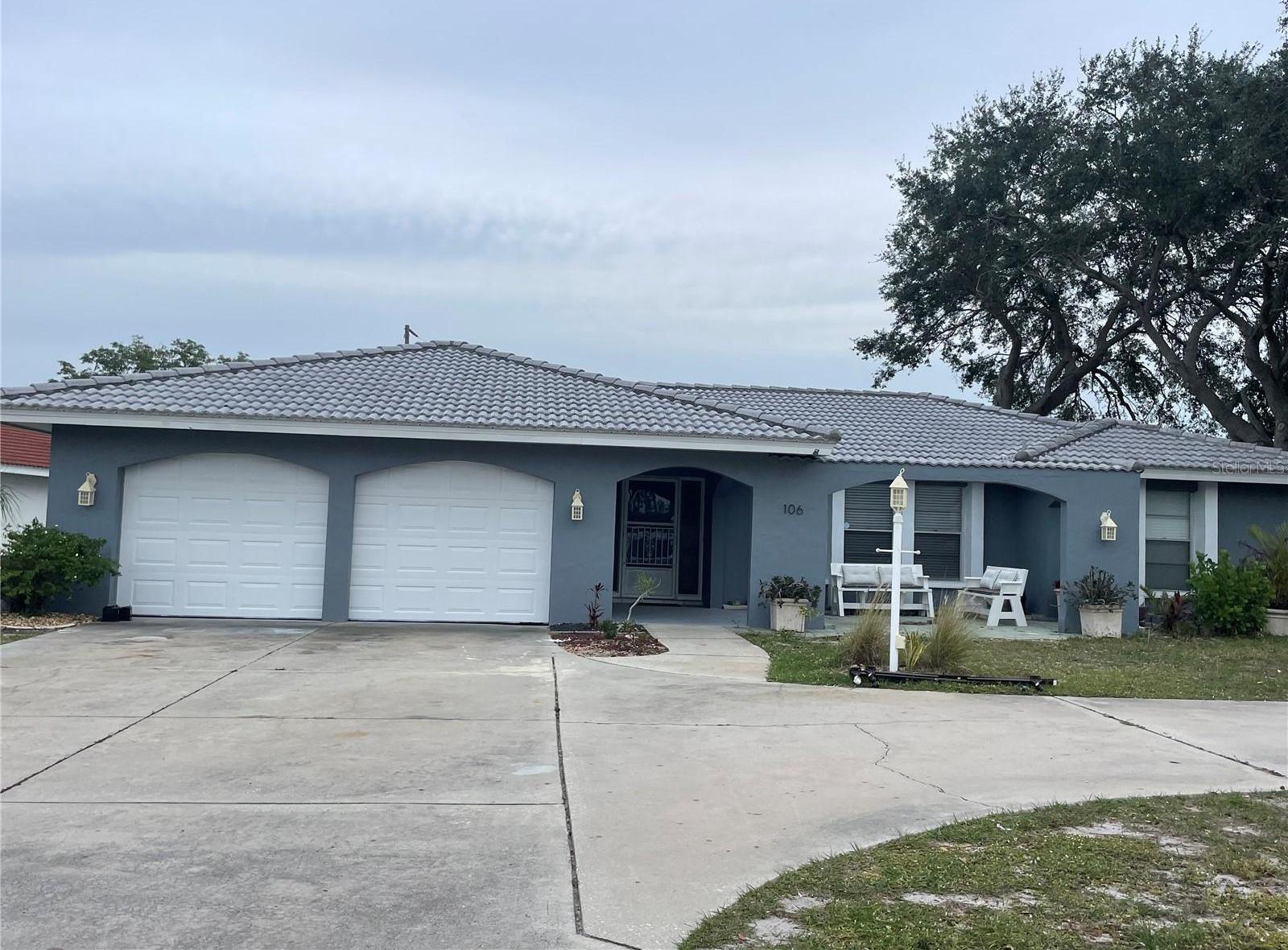 Photo one of 106 Van Dyck Dr Nokomis FL 34275 | MLS A4605485