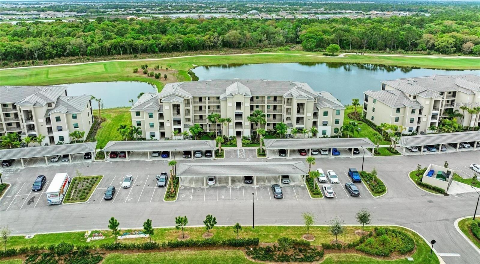 Photo one of 17810 Gawthrop Dr # 204 Lakewood Ranch FL 34211 | MLS A4605711